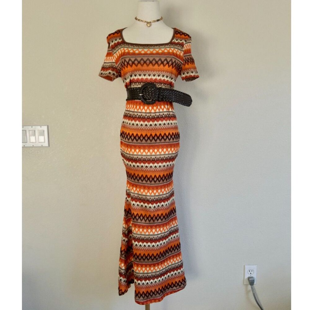 2-Piece Brown & Orange Geometric Print Top & Mermaid Maxi Skirt Coord Set - Picture 6 of 10
